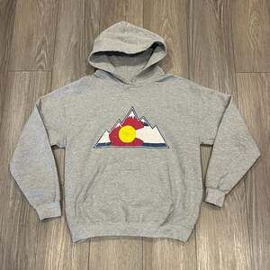 Adult Mens medium Colorado Flag Rocky Mountains distressed Hoodie pullover